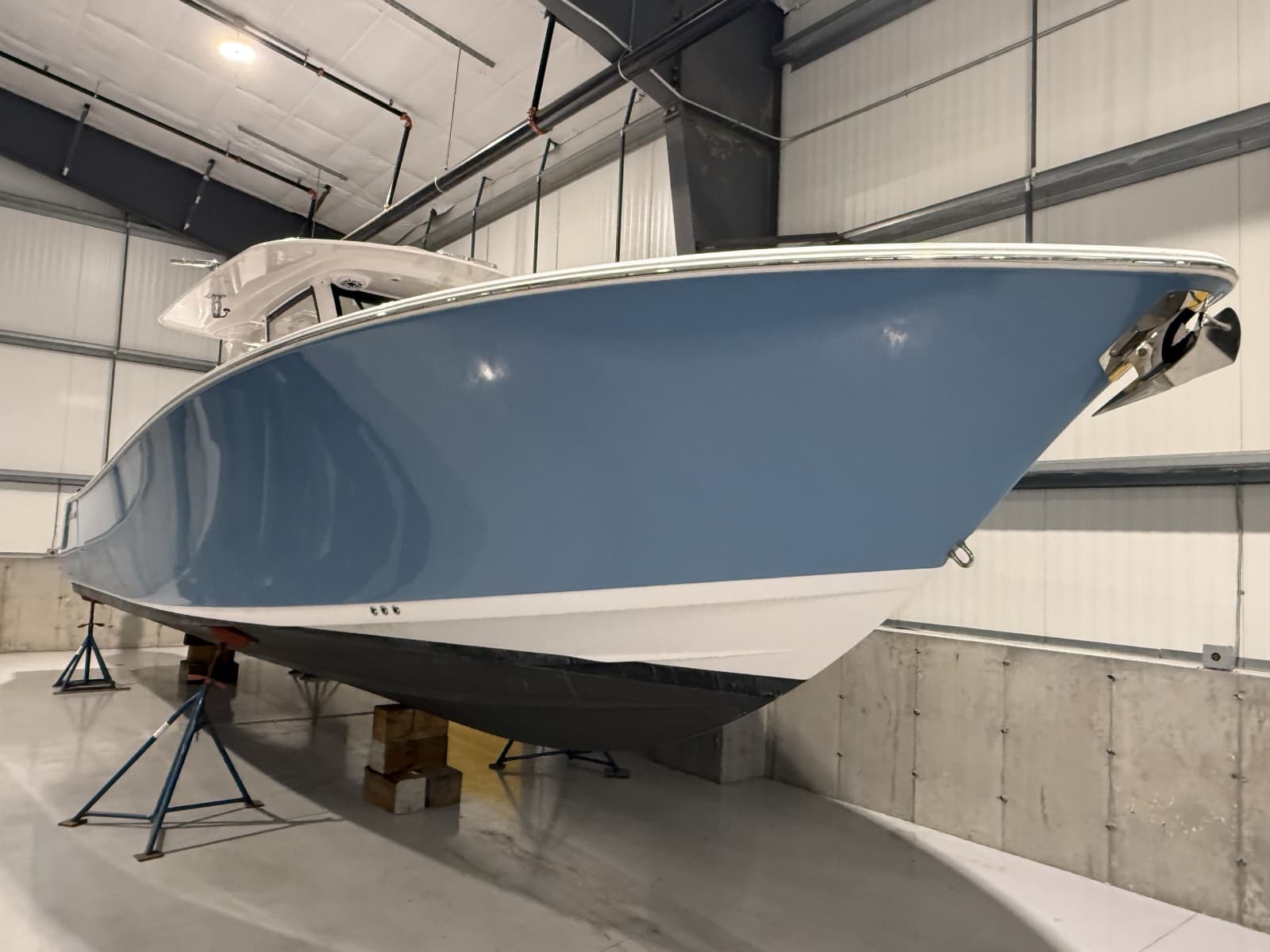 2023 Sportsman 352 - Photo 2
