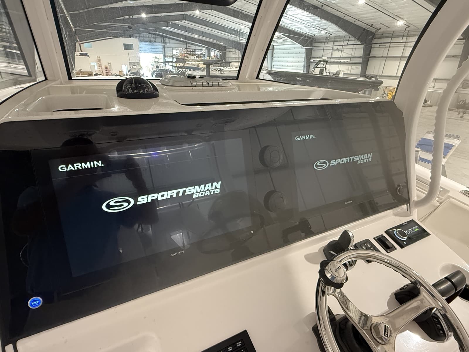 2023 Sportsman 352 - Photo 6