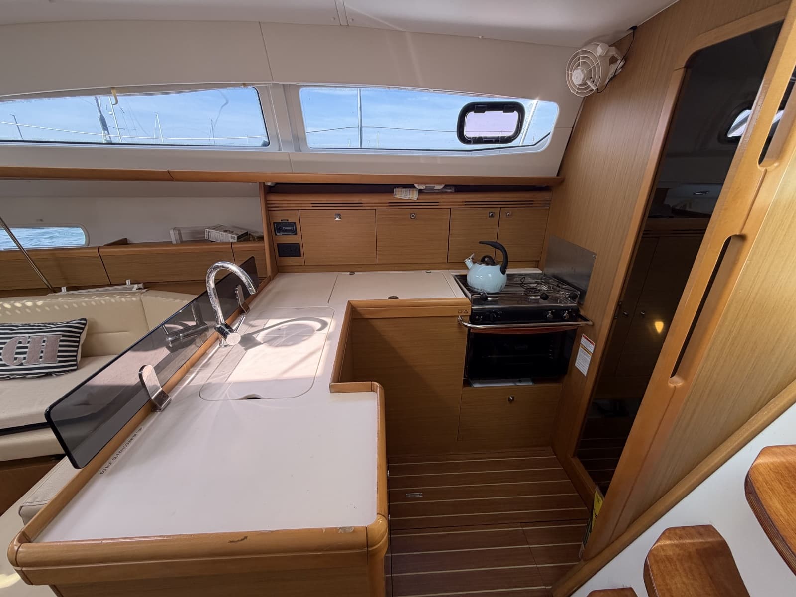 2010 Jeanneau Sun Odyssey 42 DS - Photo 14