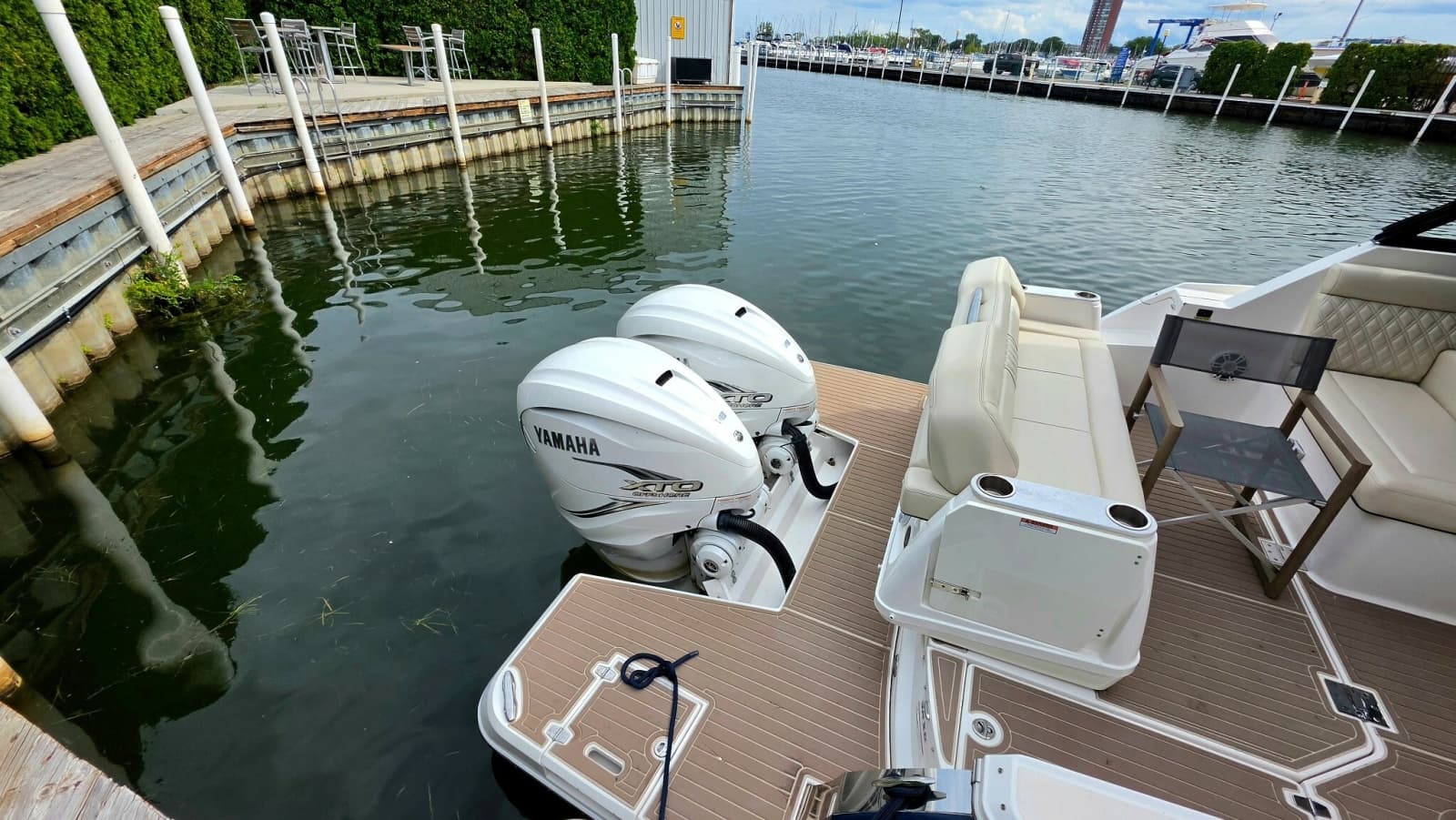 2023 Regal 36 XO - Photo 7