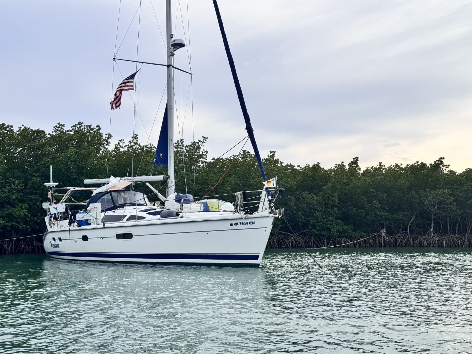2000 Hunter 410 - Photo 1