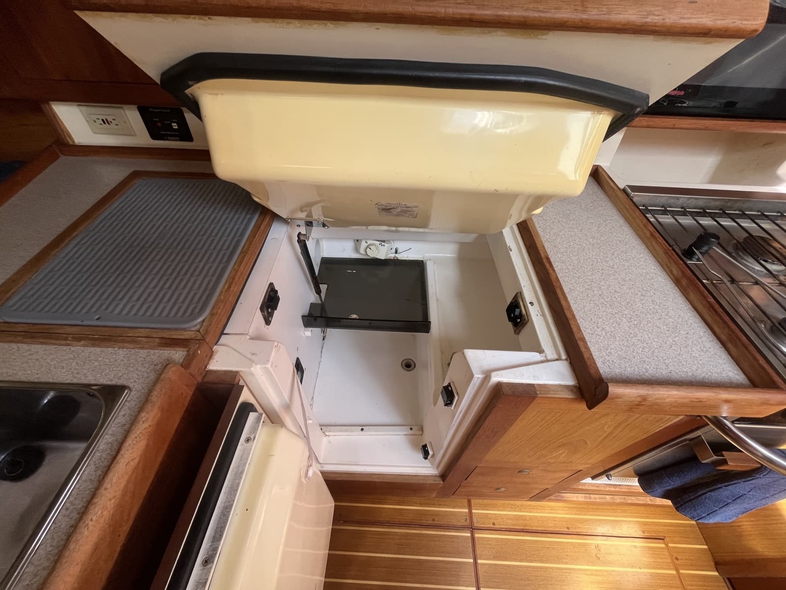 2000 Hunter 410 - Photo 57