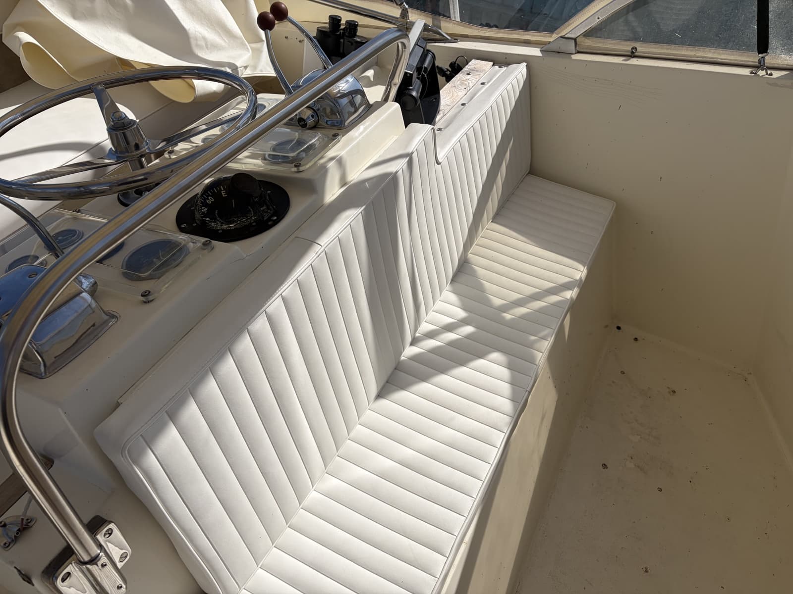 1972 Hatteras  - Photo 10