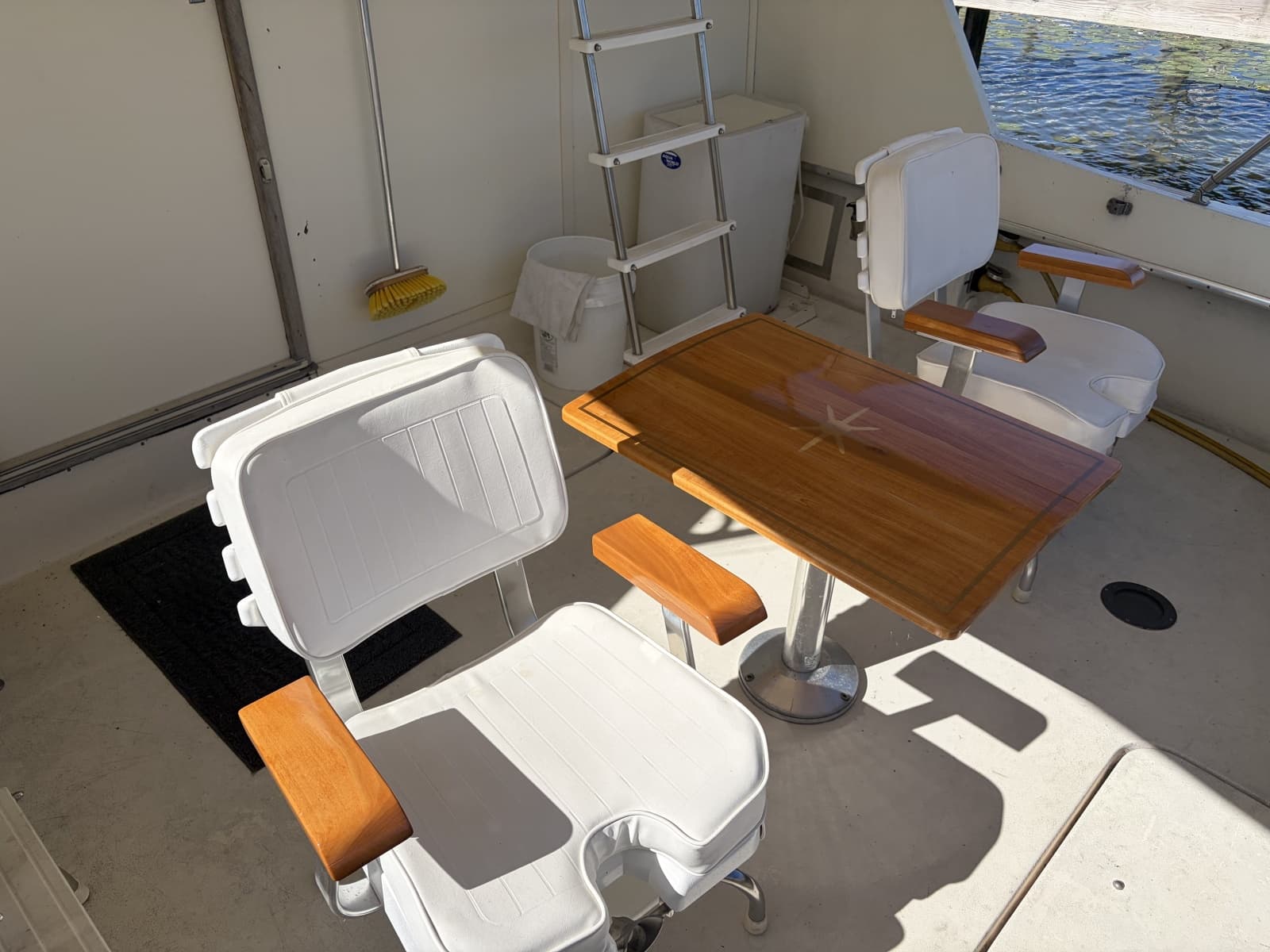 1972 Hatteras  - Photo 6