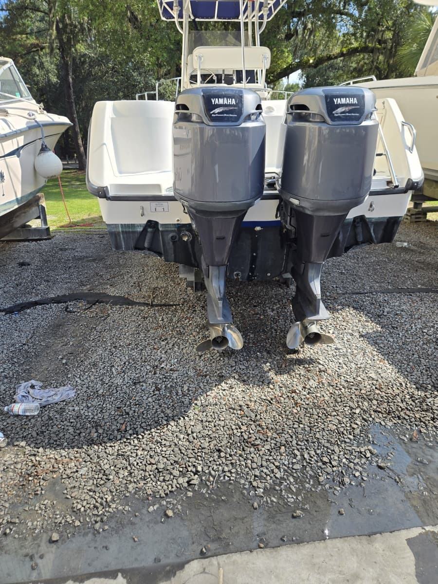 2000 Boston Whaler Outrage - Photo 10
