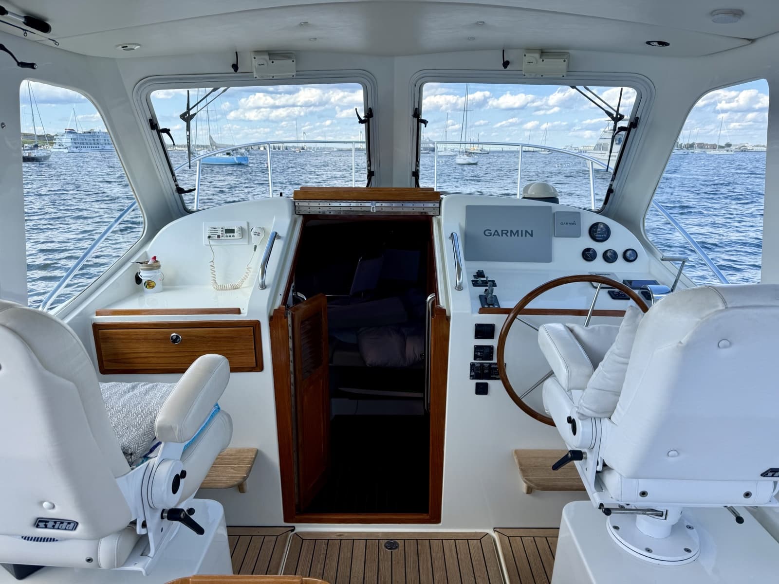 2007 MJM 34Z Downeast - Photo 11