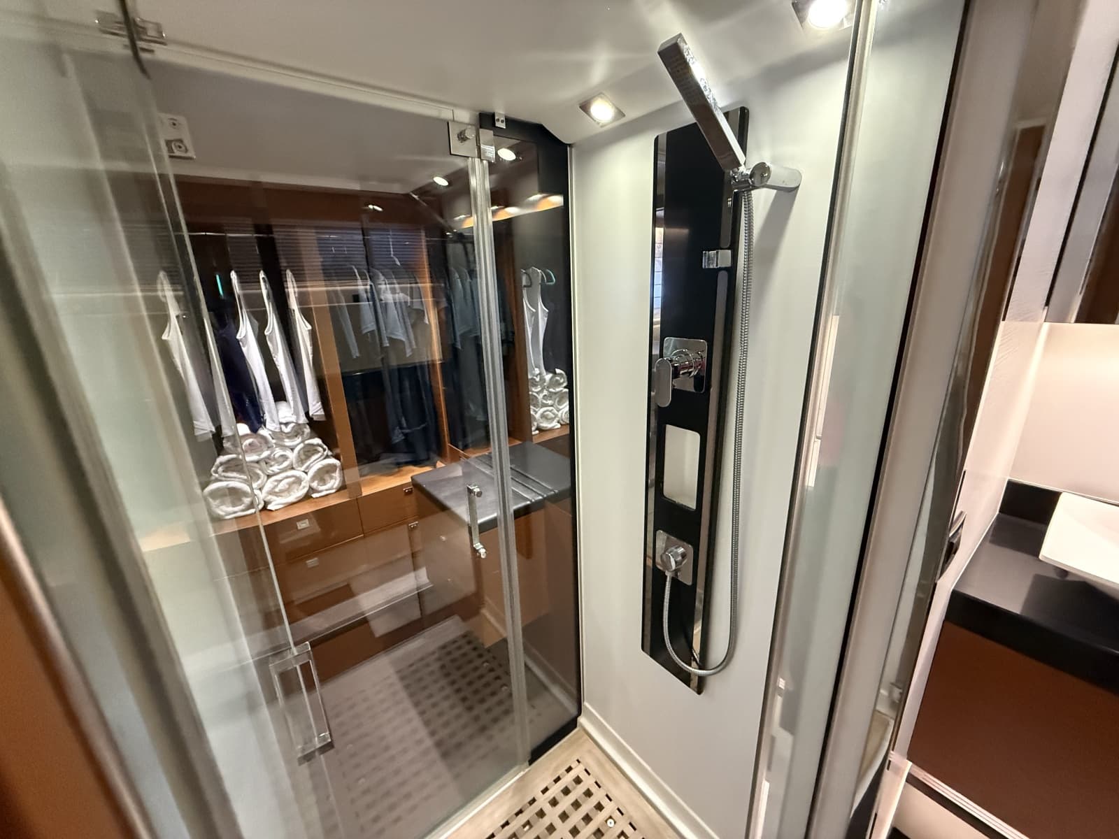 2015 Prestige 55 Fly - Photo 17