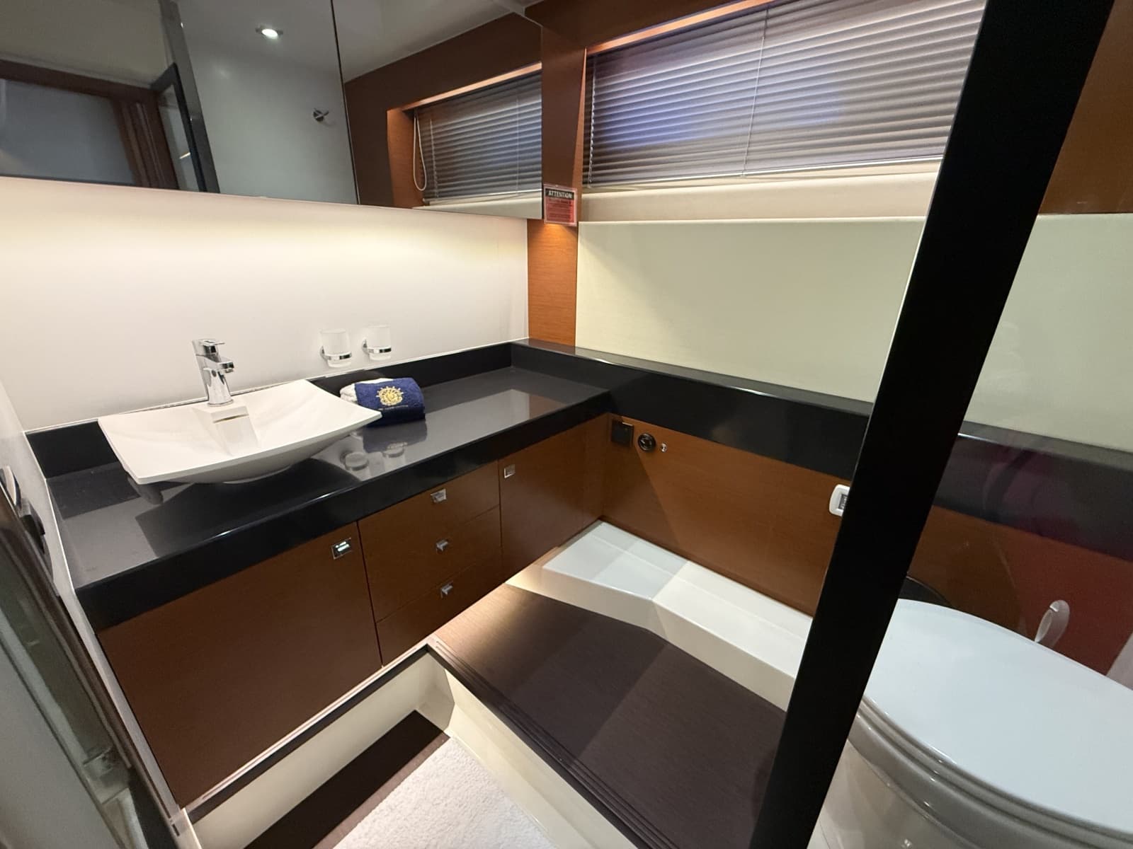 2015 Prestige 55 Fly - Photo 18