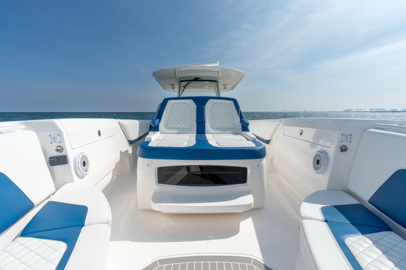 2018 Intrepid 407 Panacea - Photo 20