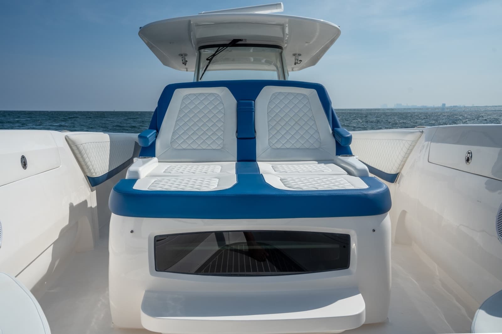 2018 Intrepid 407 Panacea - Photo 21