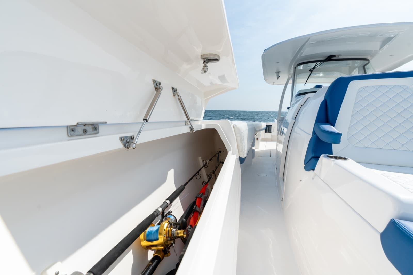 2018 Intrepid 407 Panacea - Photo 24