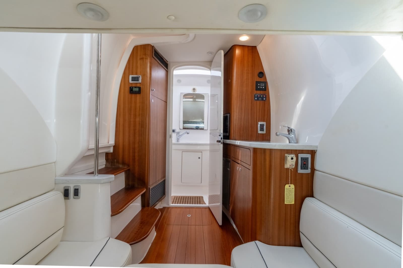 2018 Intrepid 407 Panacea - Photo 12