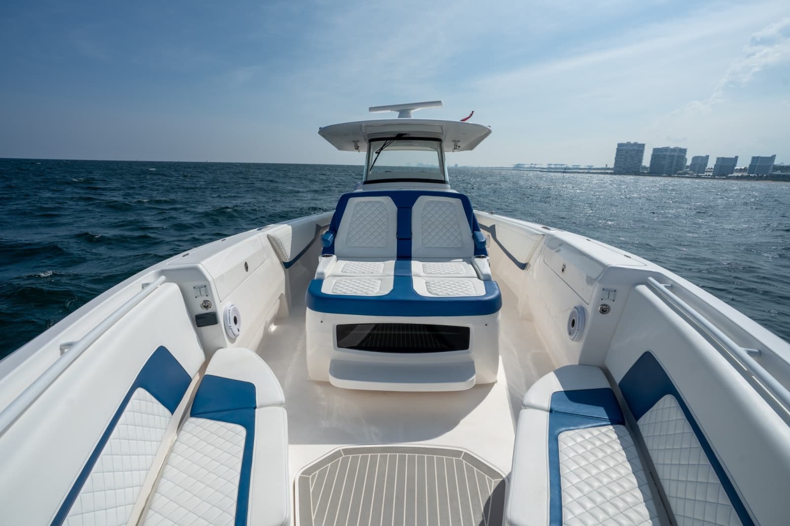 2018 Intrepid 407 Panacea - Photo 22