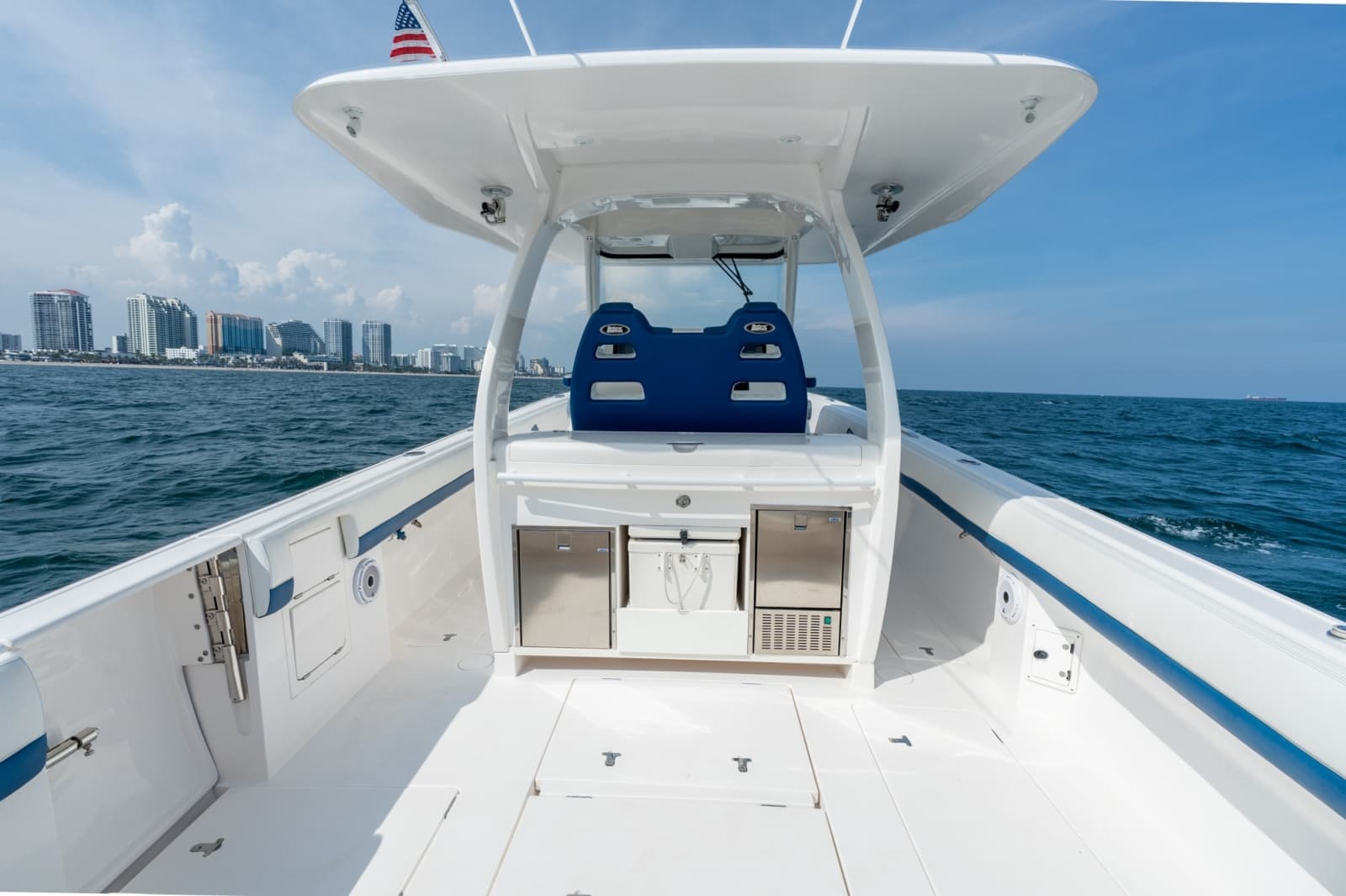 2018 Intrepid 407 Panacea - Photo 34