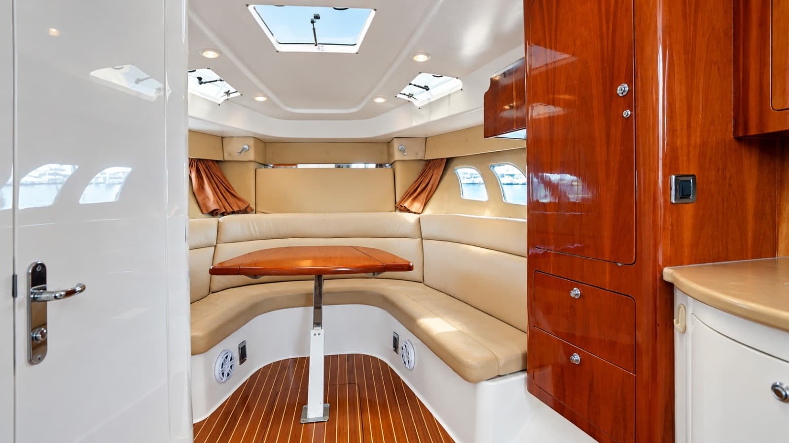 2007 Intrepid  - Photo 20