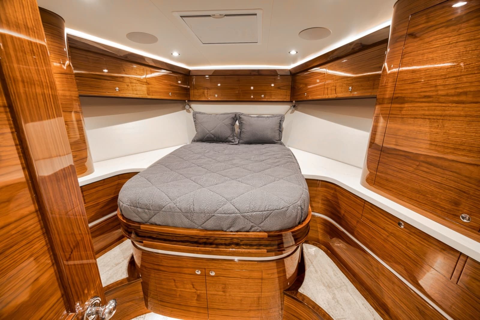 2022 Jarrett Bay  - Photo 49