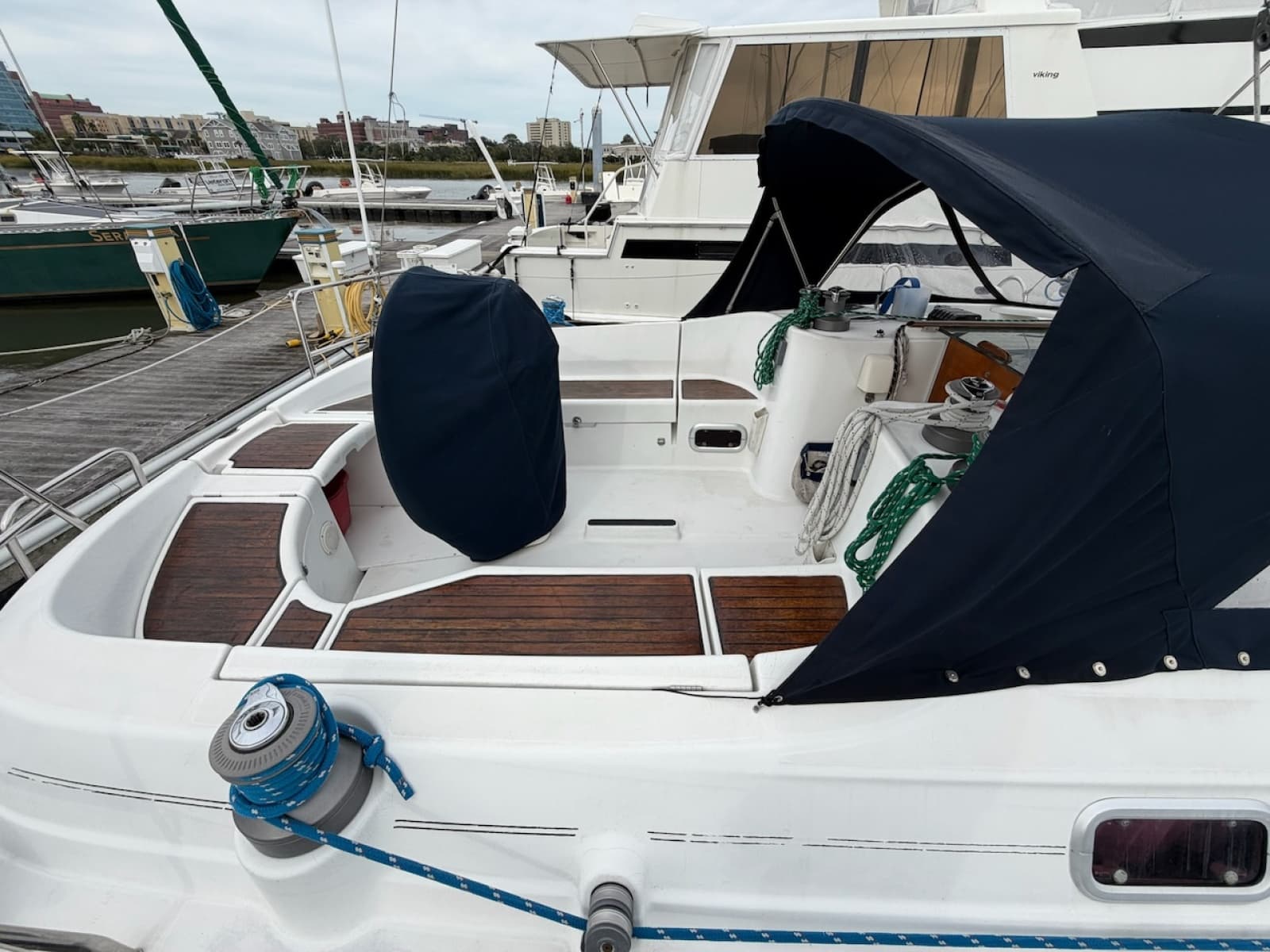 1999 Beneteau 411 - Photo 11