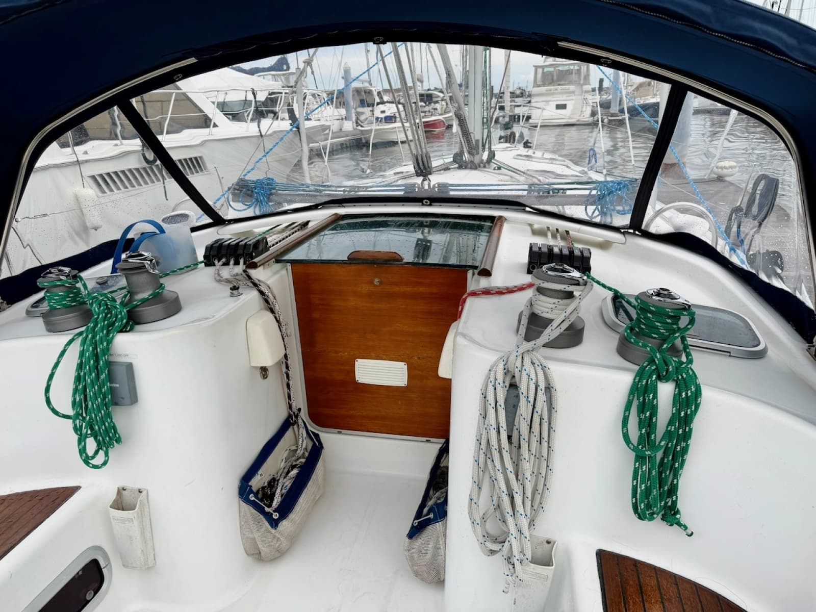 1999 Beneteau 411 - Photo 15