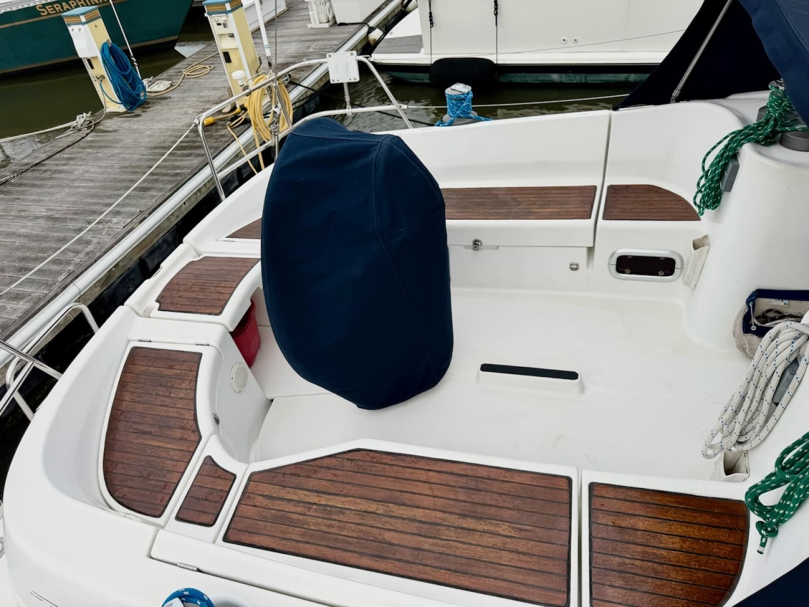 1999 Beneteau 411 - Photo 13
