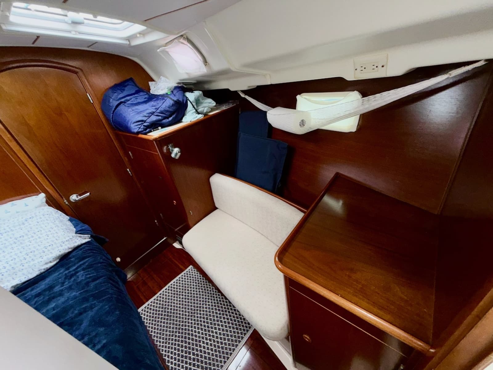 1999 Beneteau 411 - Photo 28