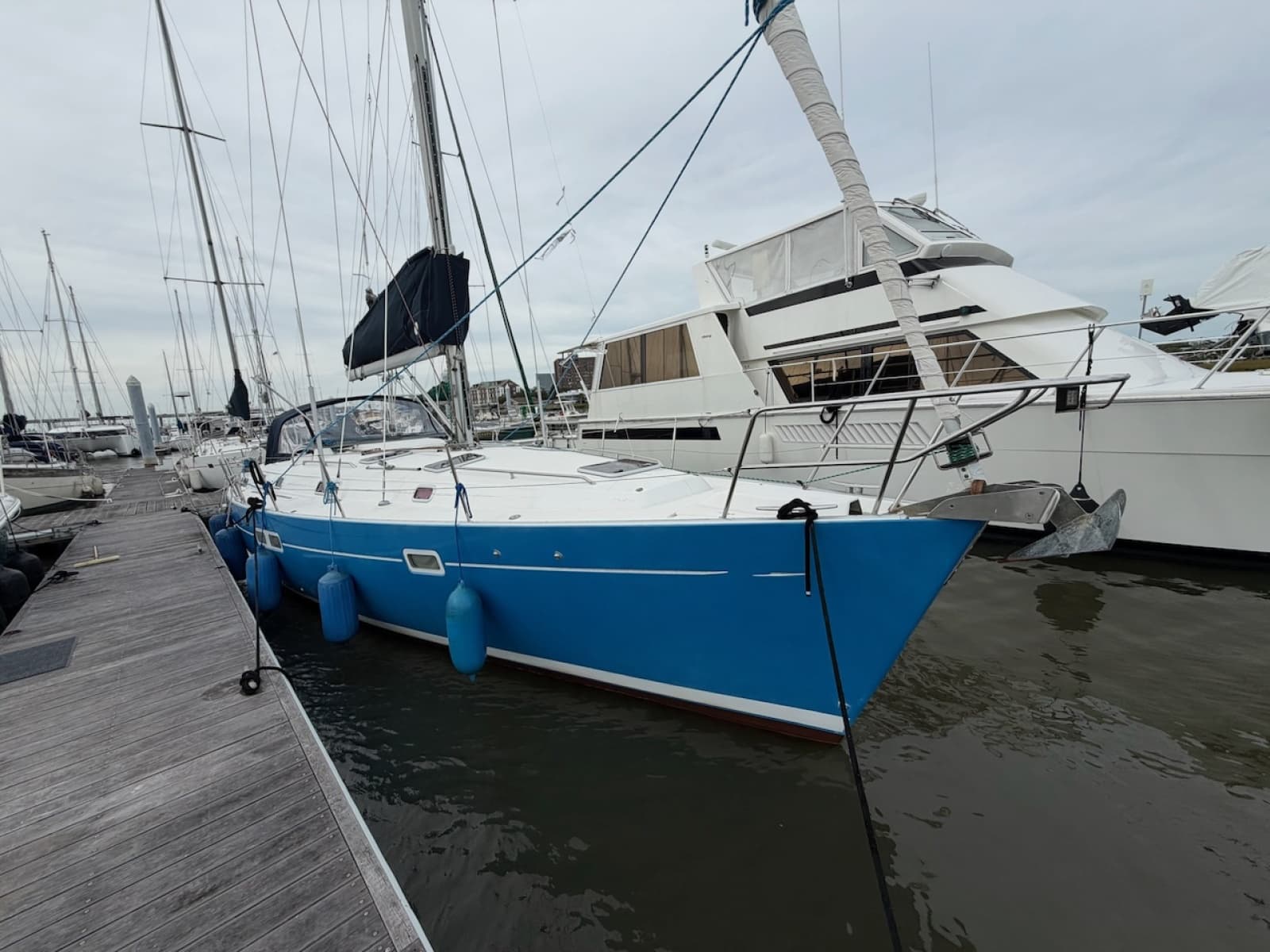 1999 Beneteau 411 - Photo 4