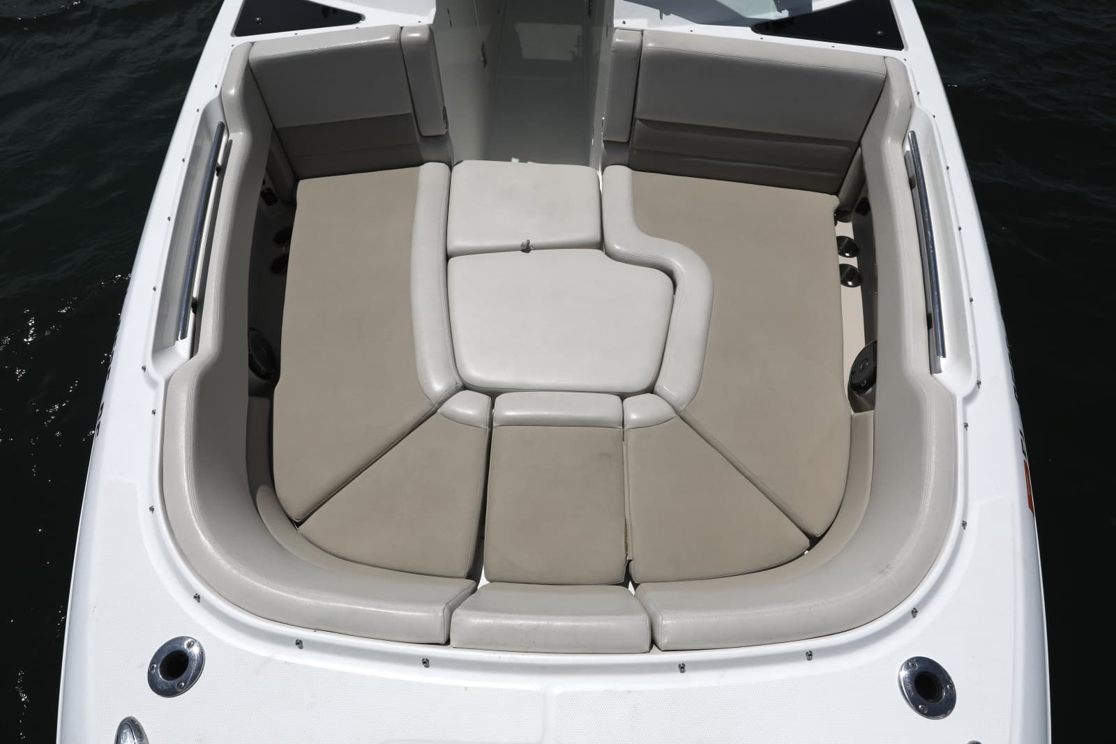 2016 Boston Whaler 320 Vantage - Photo 8