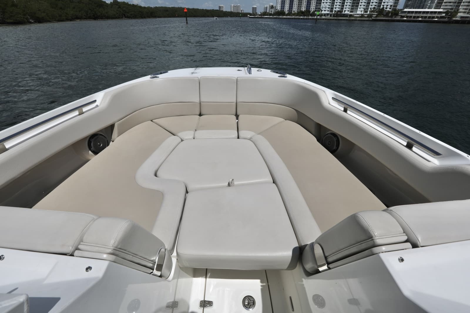 2016 Boston Whaler 320 Vantage - Photo 7