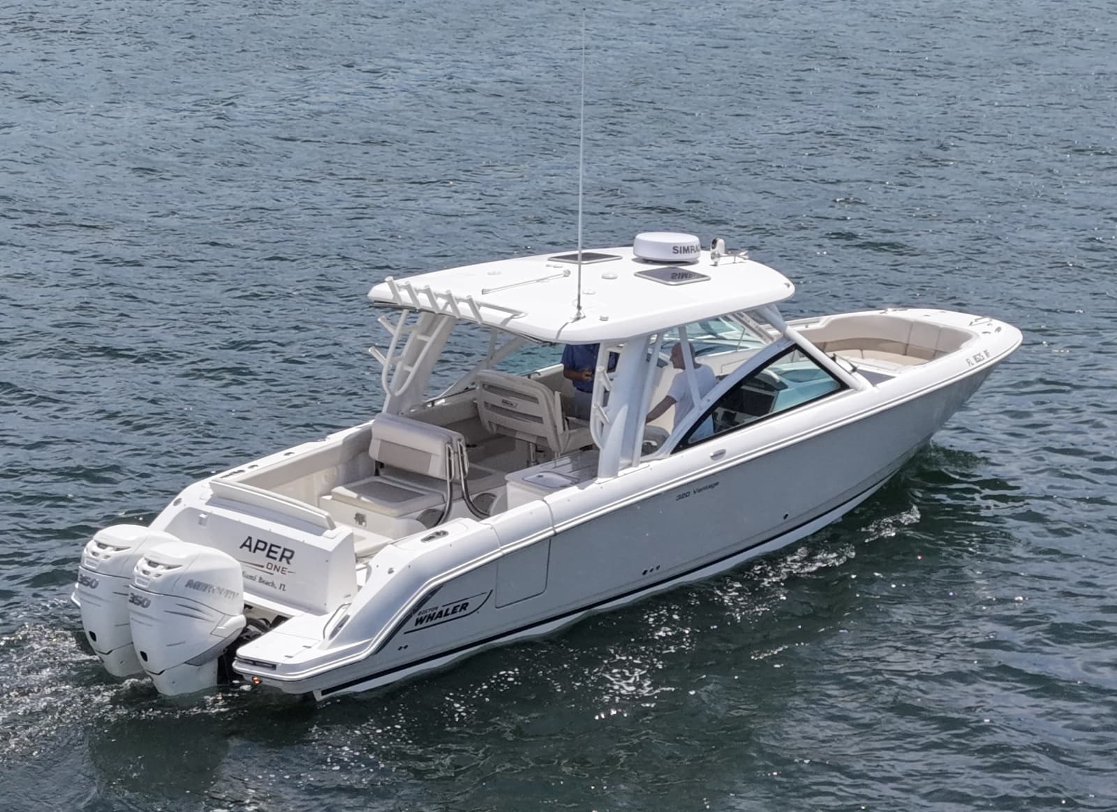 2016 Boston Whaler 320 Vantage - Photo 4