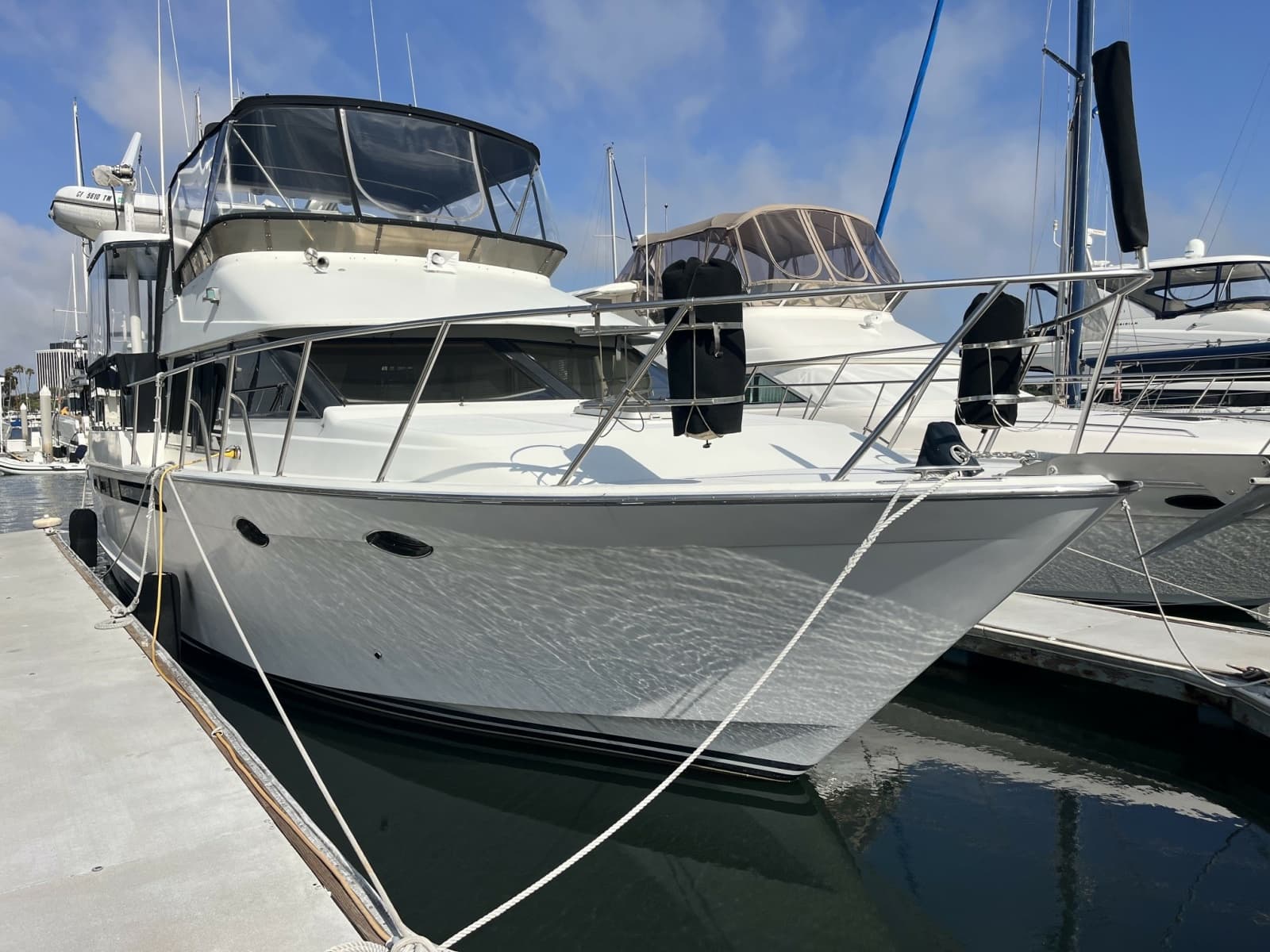1989 Ocean Alexander  - Photo 1