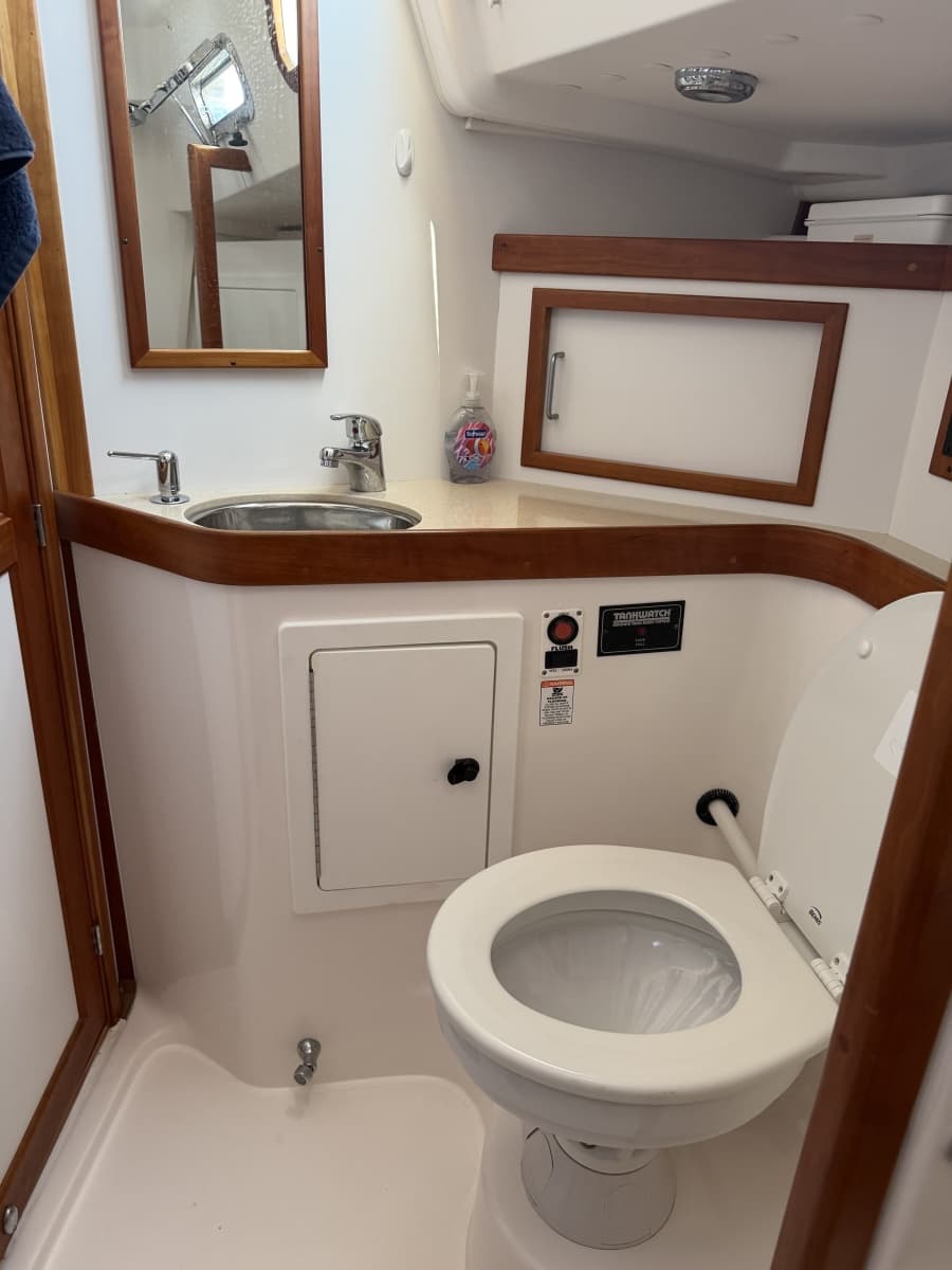 2004 Sabre 386 - Photo 26