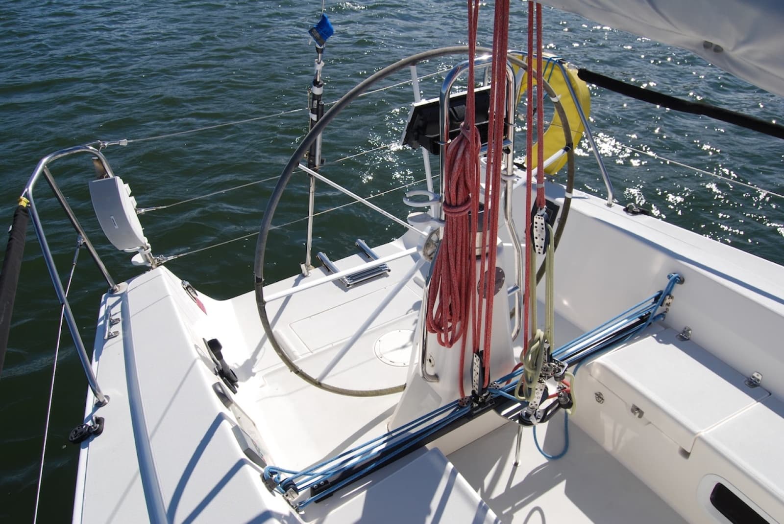 2004 J Boats J/109 - Photo 12