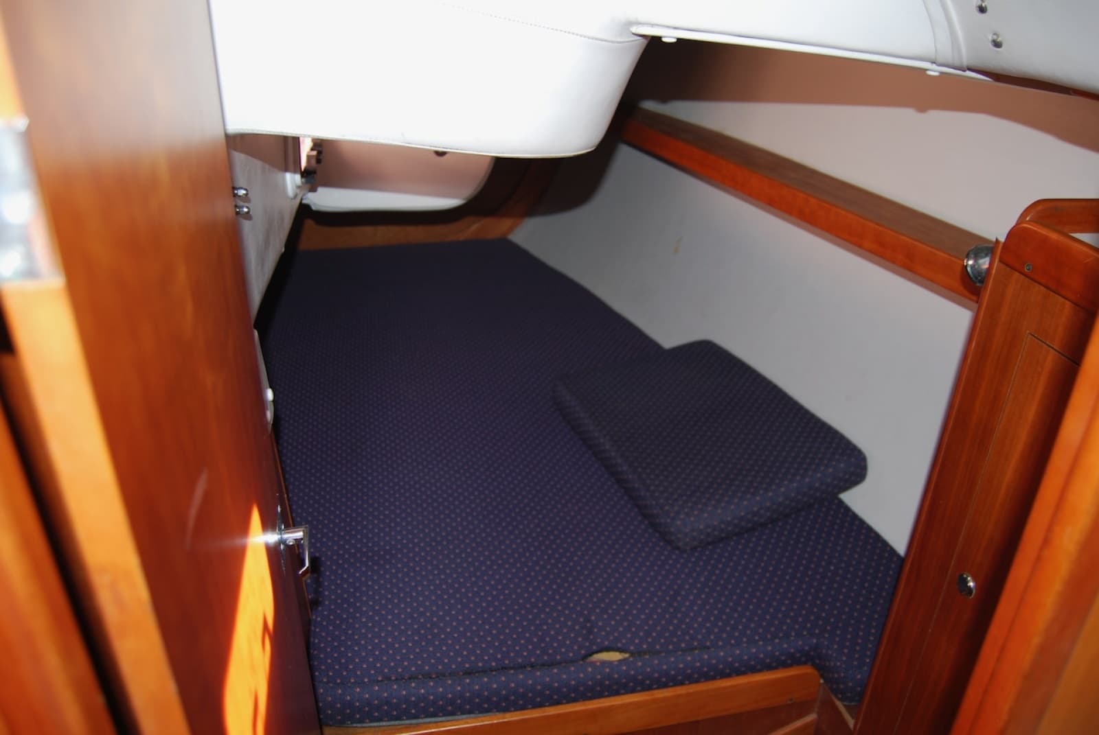 2004 J Boats J/109 - Photo 25