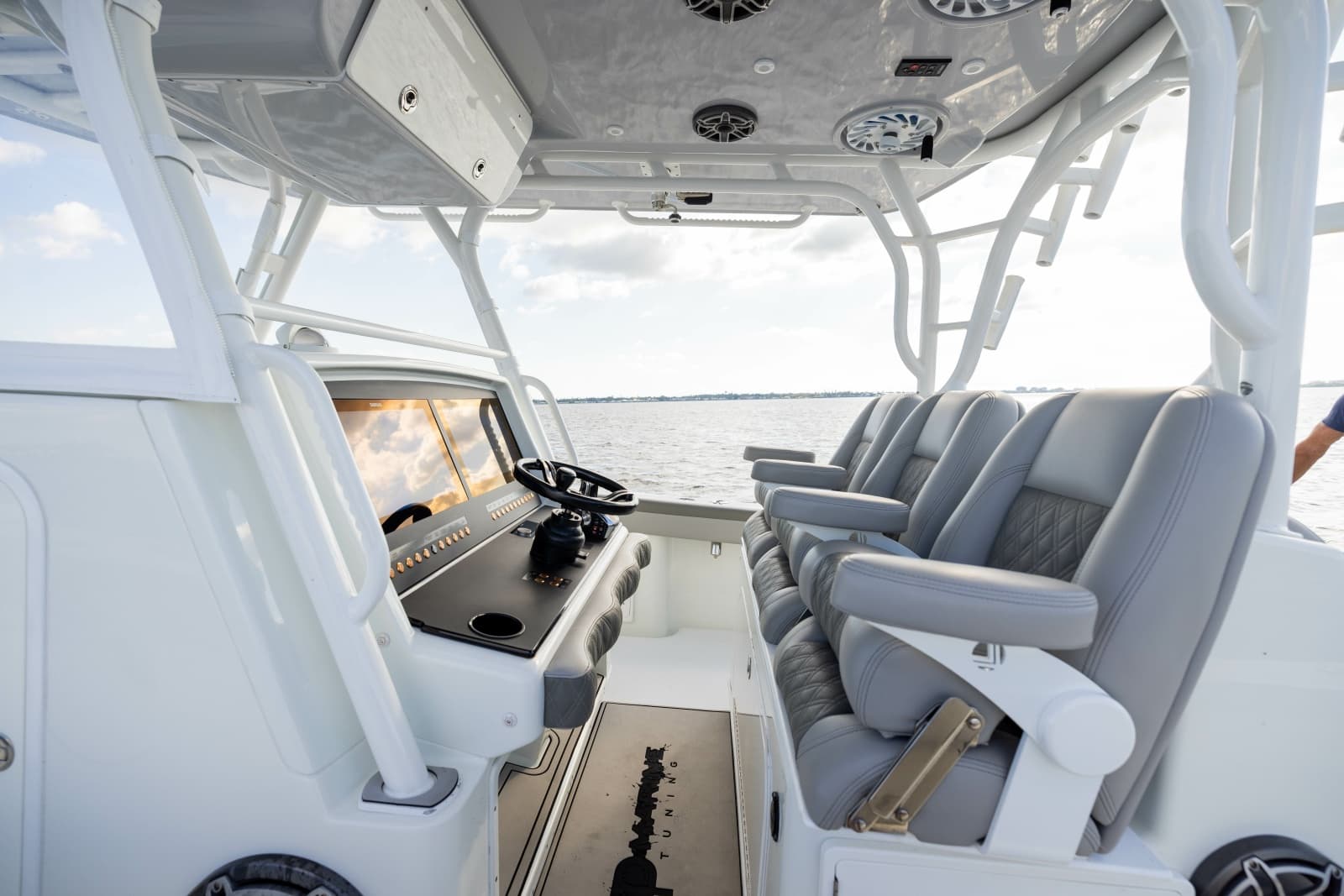 2017 Yellowfin Offshore - Photo 27