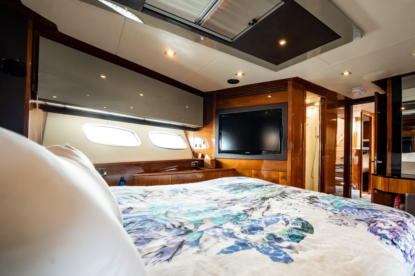 2009 Sunseeker Predator 84 - Photo 45