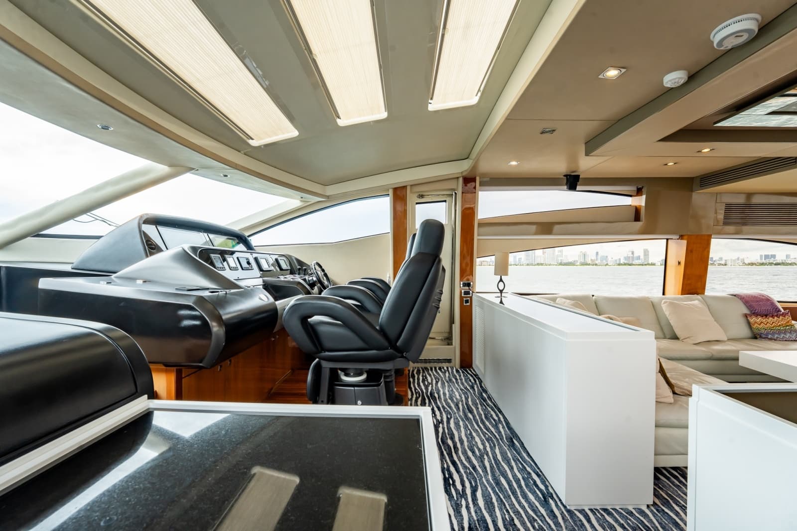 2009 Sunseeker Predator 84 - Photo 32