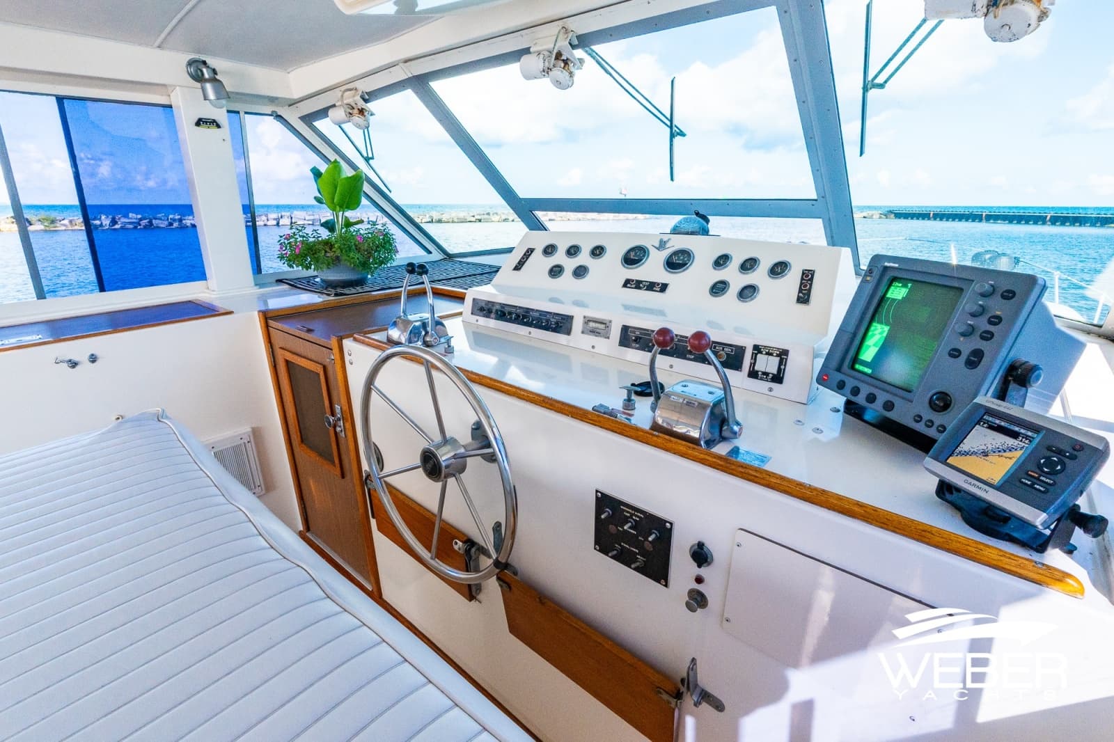 1978 Bertram 42 Motor Yacht - Photo 14