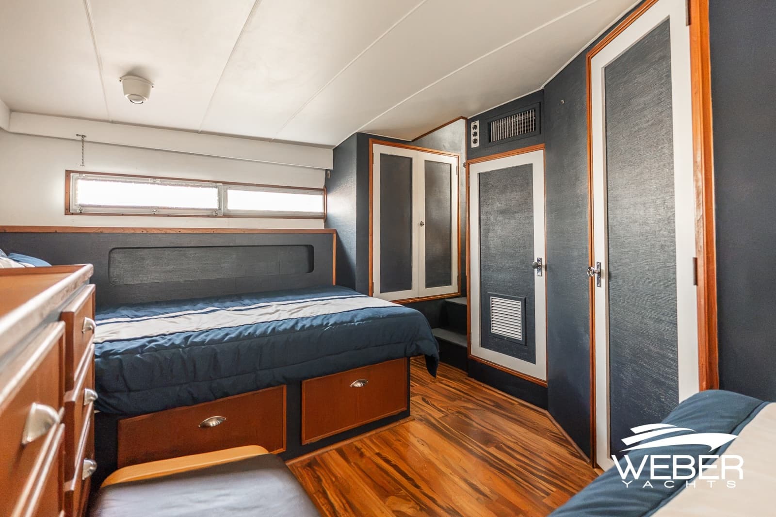 1978 Bertram 42 Motor Yacht - Photo 42