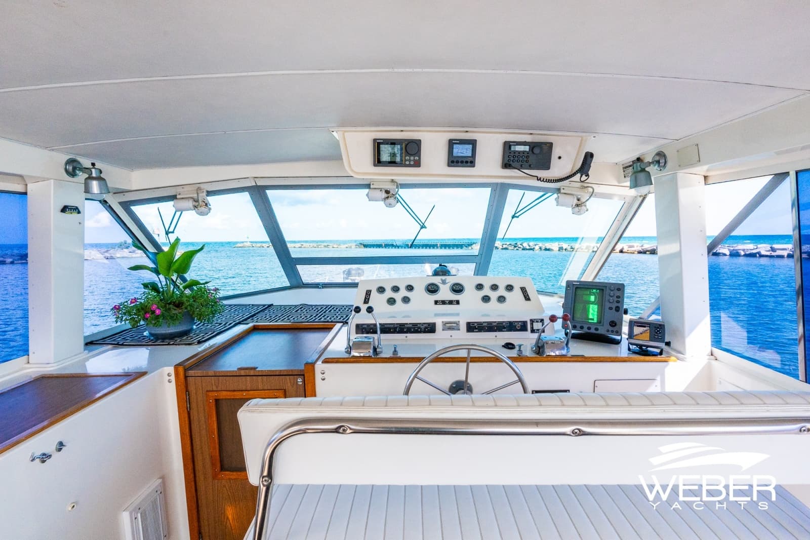 1978 Bertram 42 Motor Yacht - Photo 18