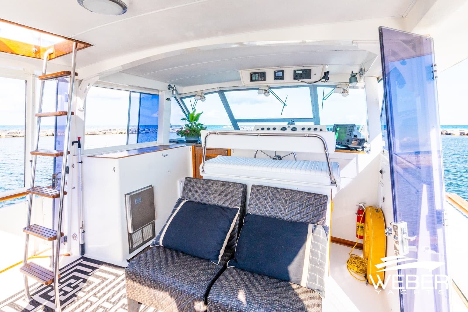 1978 Bertram 42 Motor Yacht - Photo 19