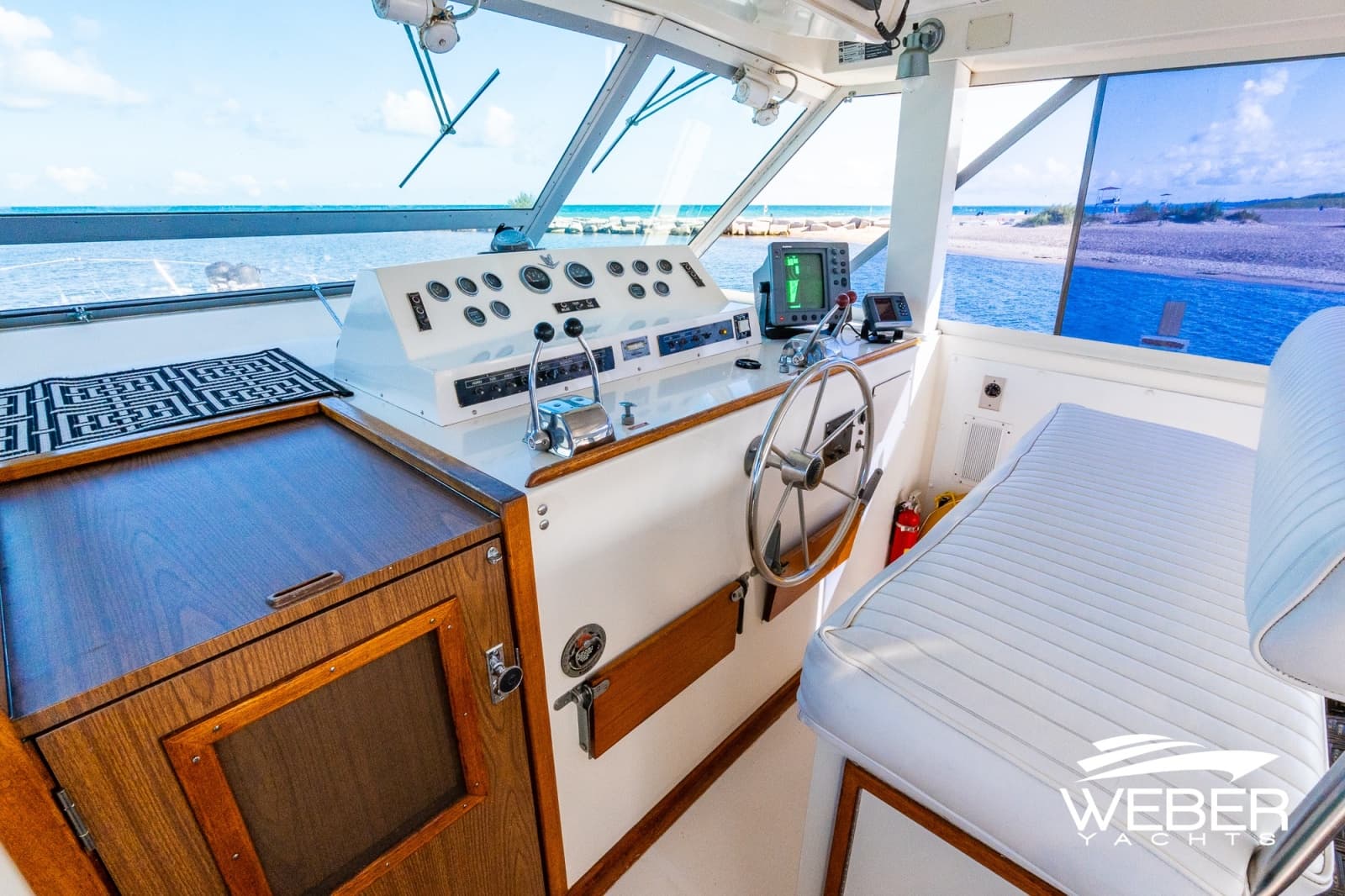 1978 Bertram 42 Motor Yacht - Photo 16