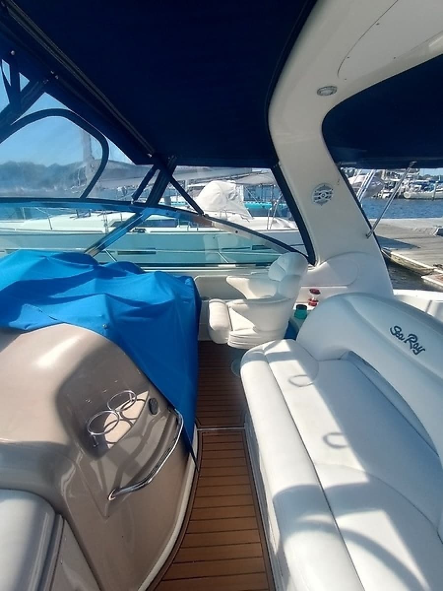 2001 Sea Ray 410 Sundancer - Photo 11