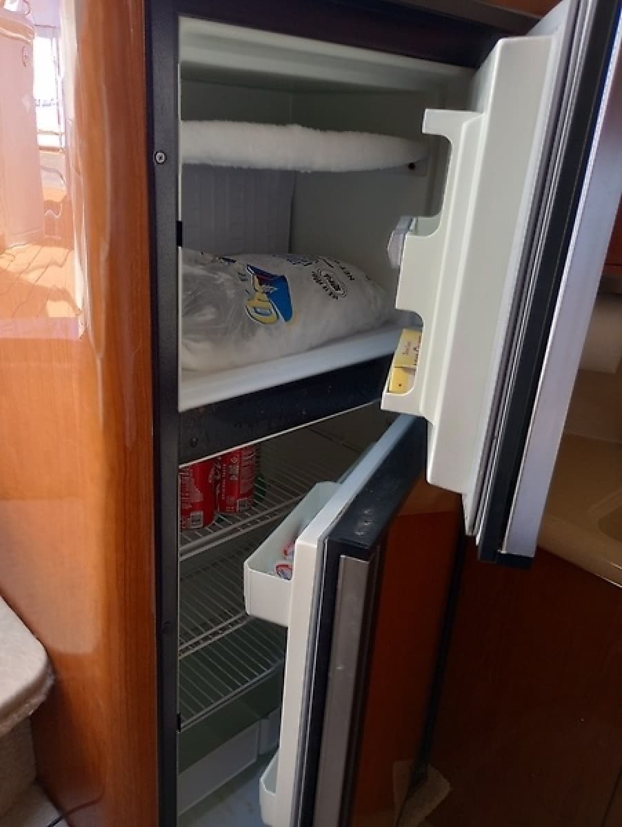 2001 Sea Ray 410 Sundancer - Photo 33