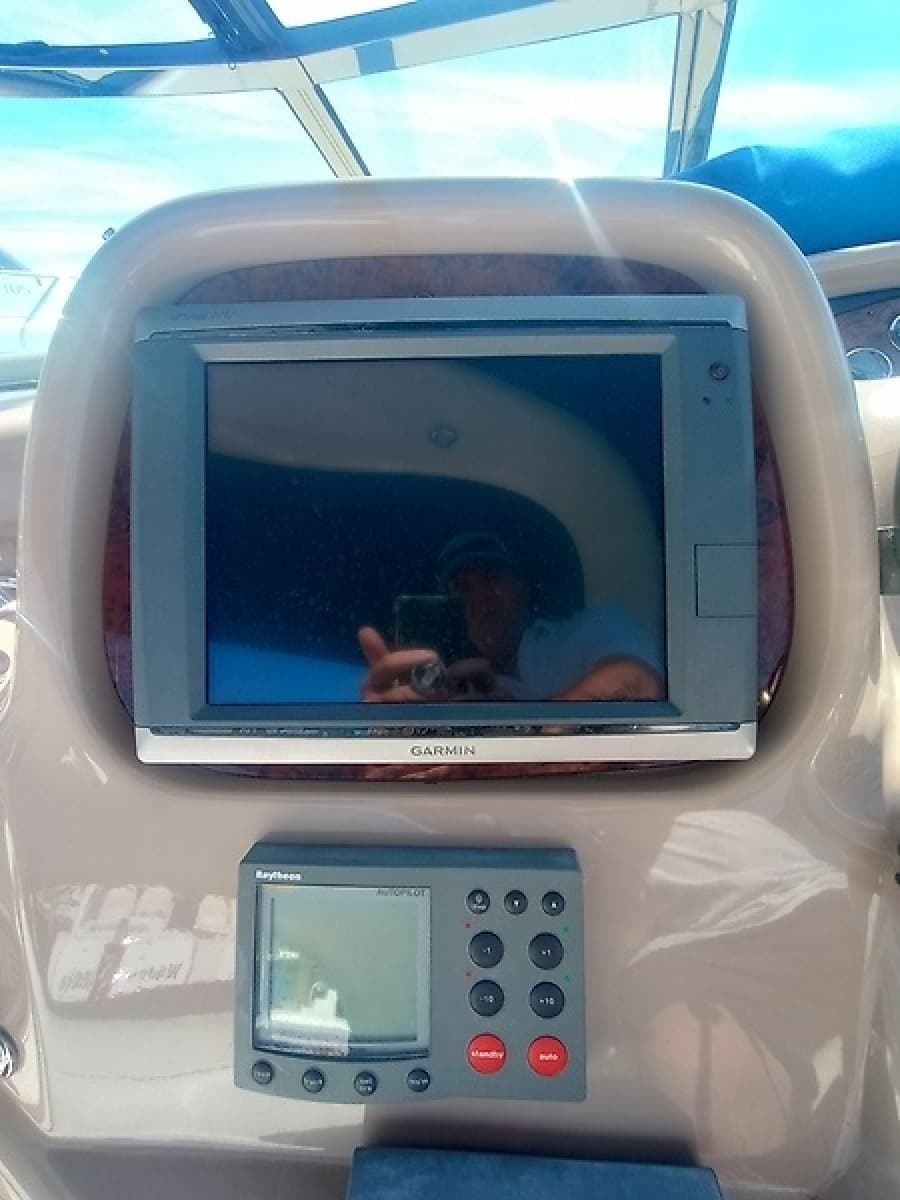 2001 Sea Ray 410 Sundancer - Photo 14