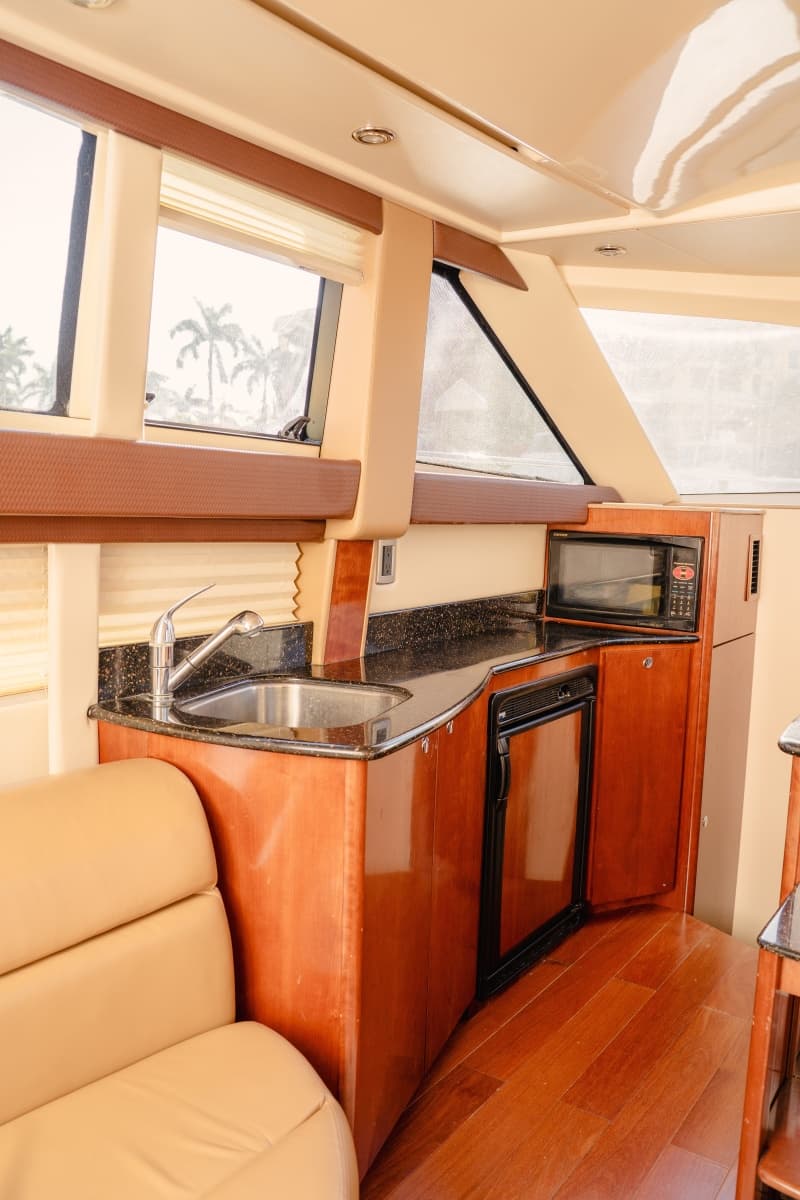2008 Meridian 341 Sedan - Photo 9