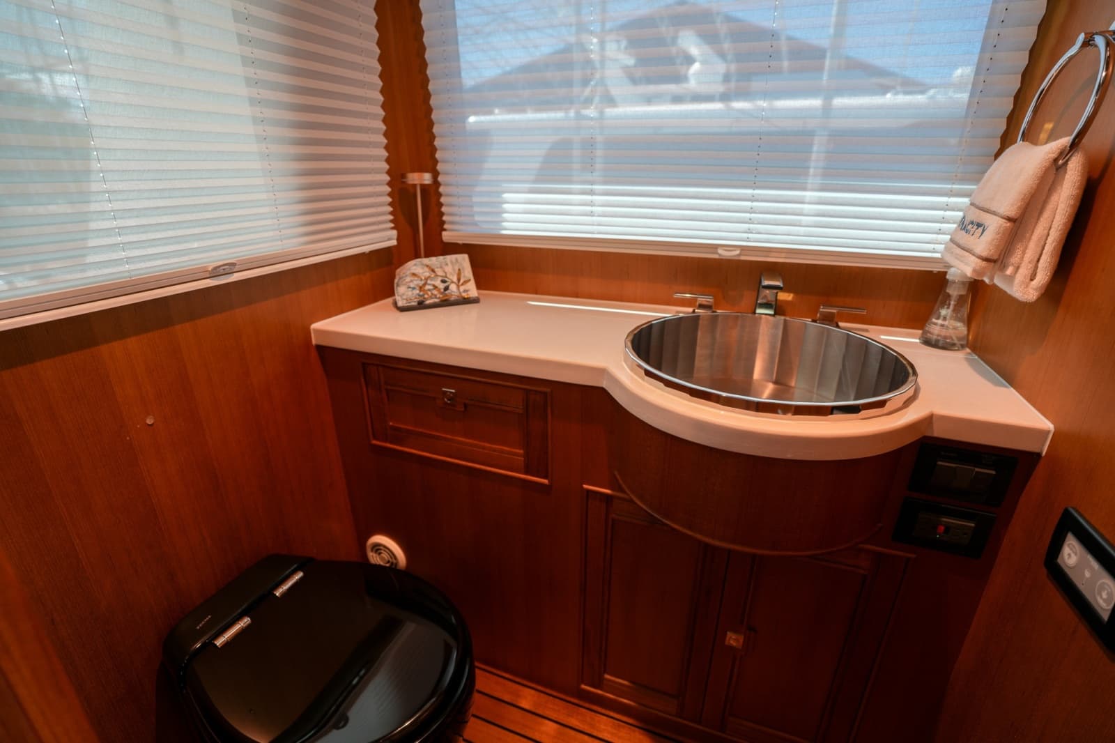 2025 Marlow Explorer 70E MkII-CB - Photo 107