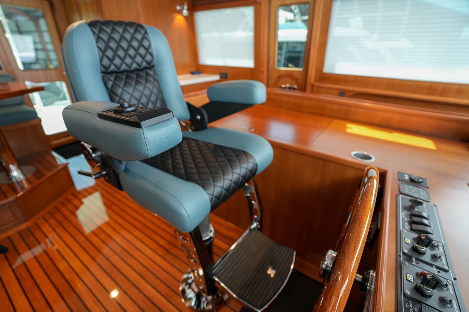 2025 Marlow Explorer 70E MkII-CB - Photo 100