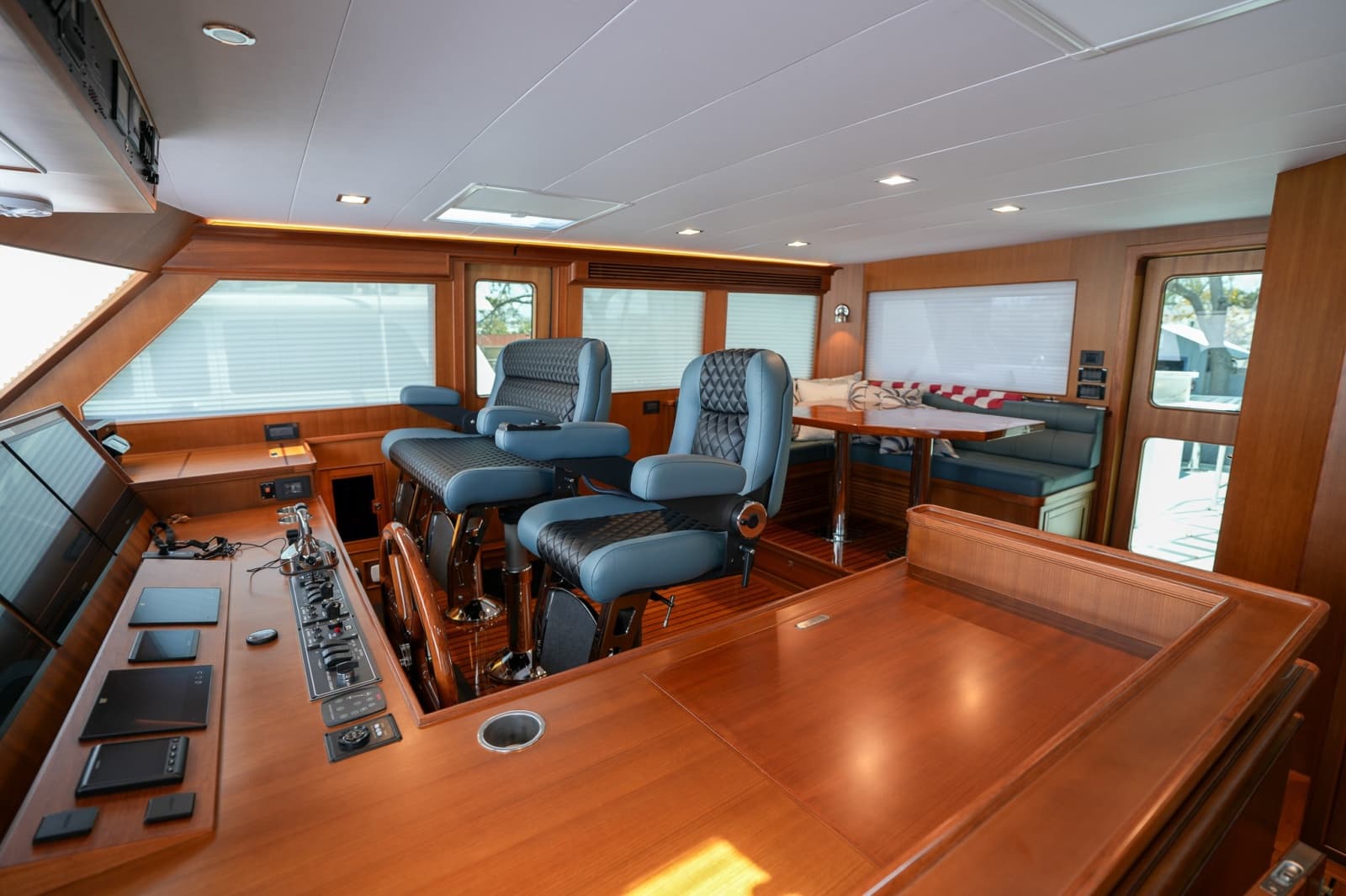 2025 Marlow Explorer 70E MkII-CB - Photo 95