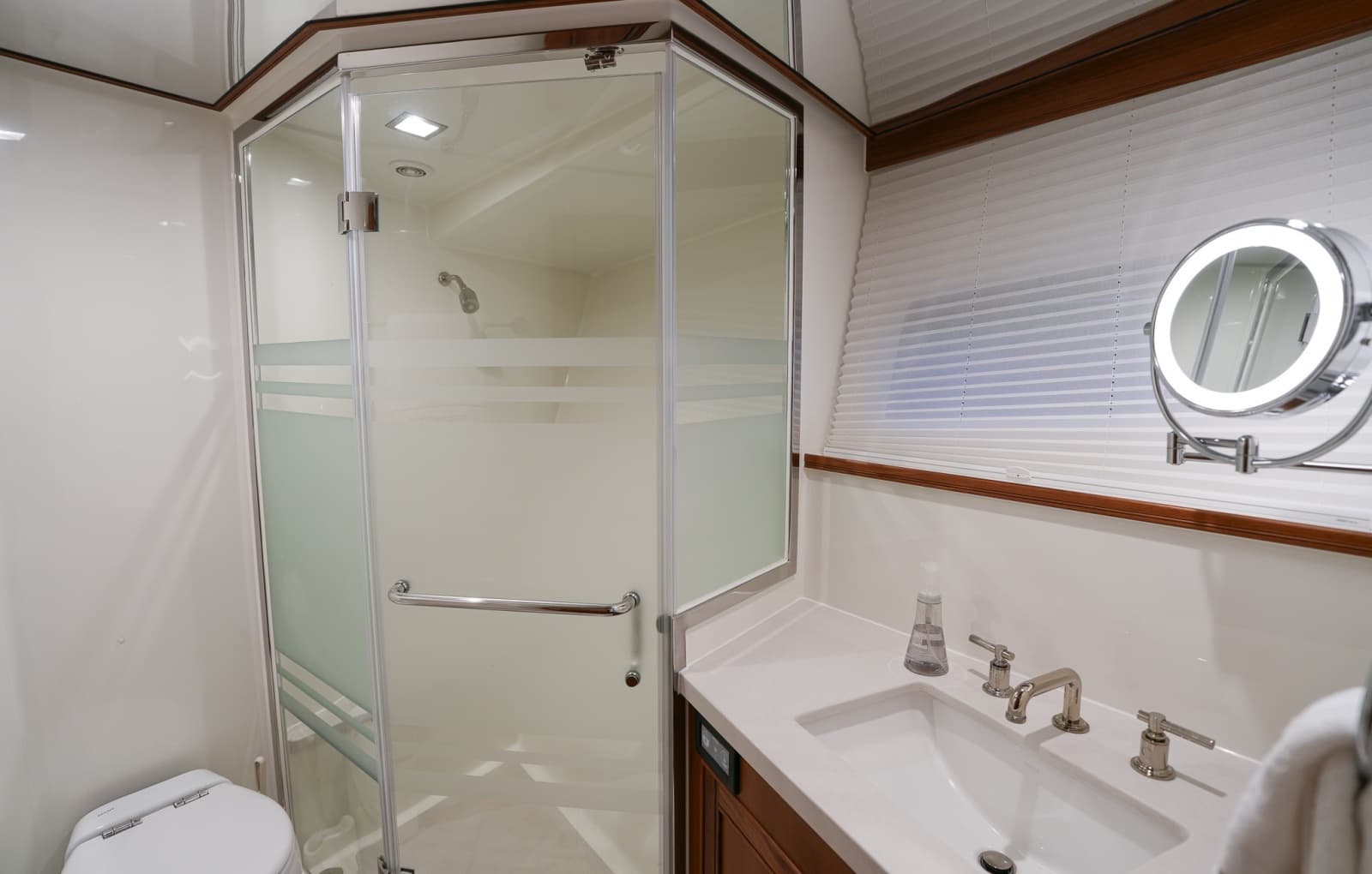 2025 Marlow Explorer 70E MkII-CB - Photo 75