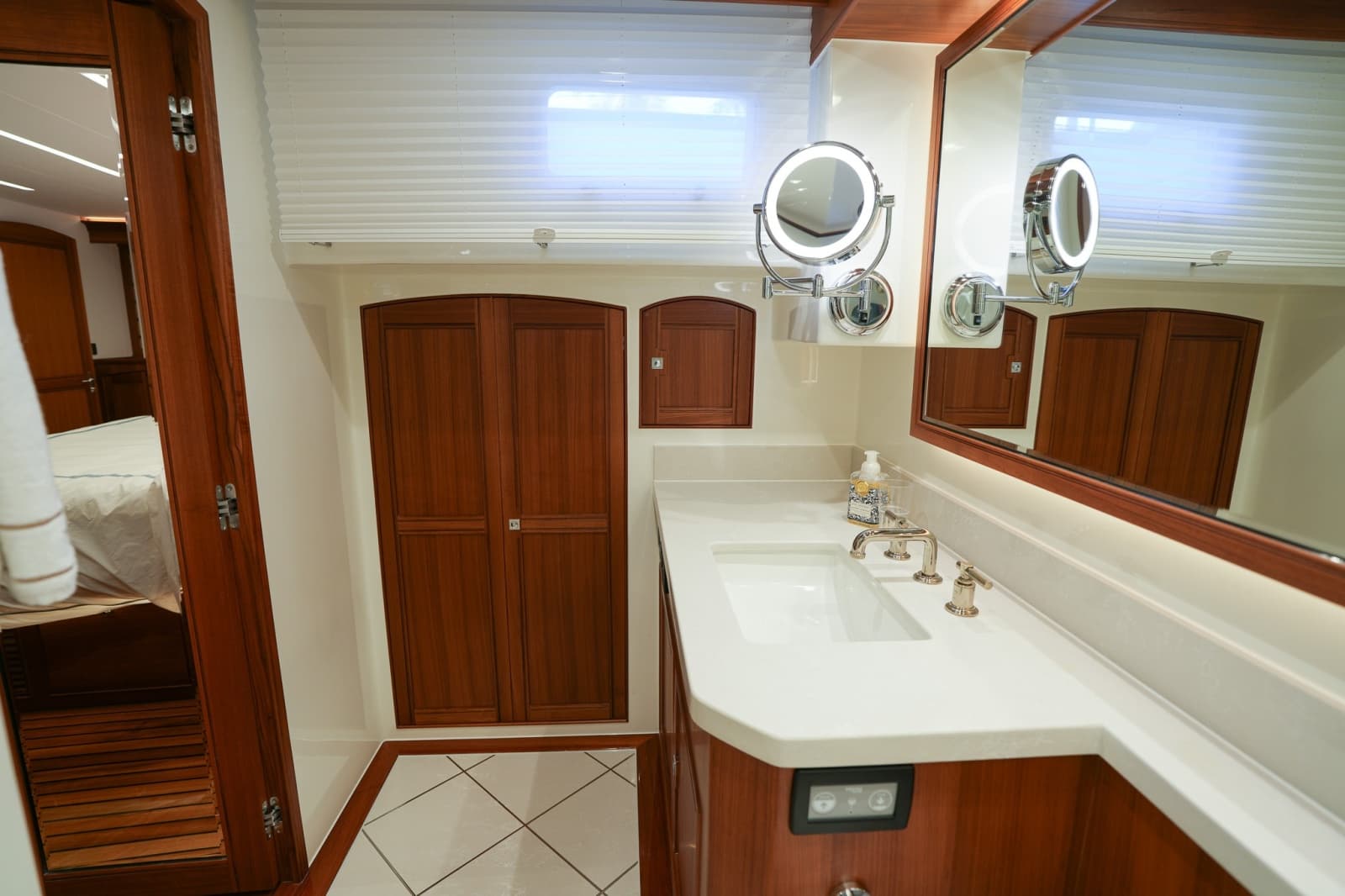 2025 Marlow Explorer 70E MkII-CB - Photo 86