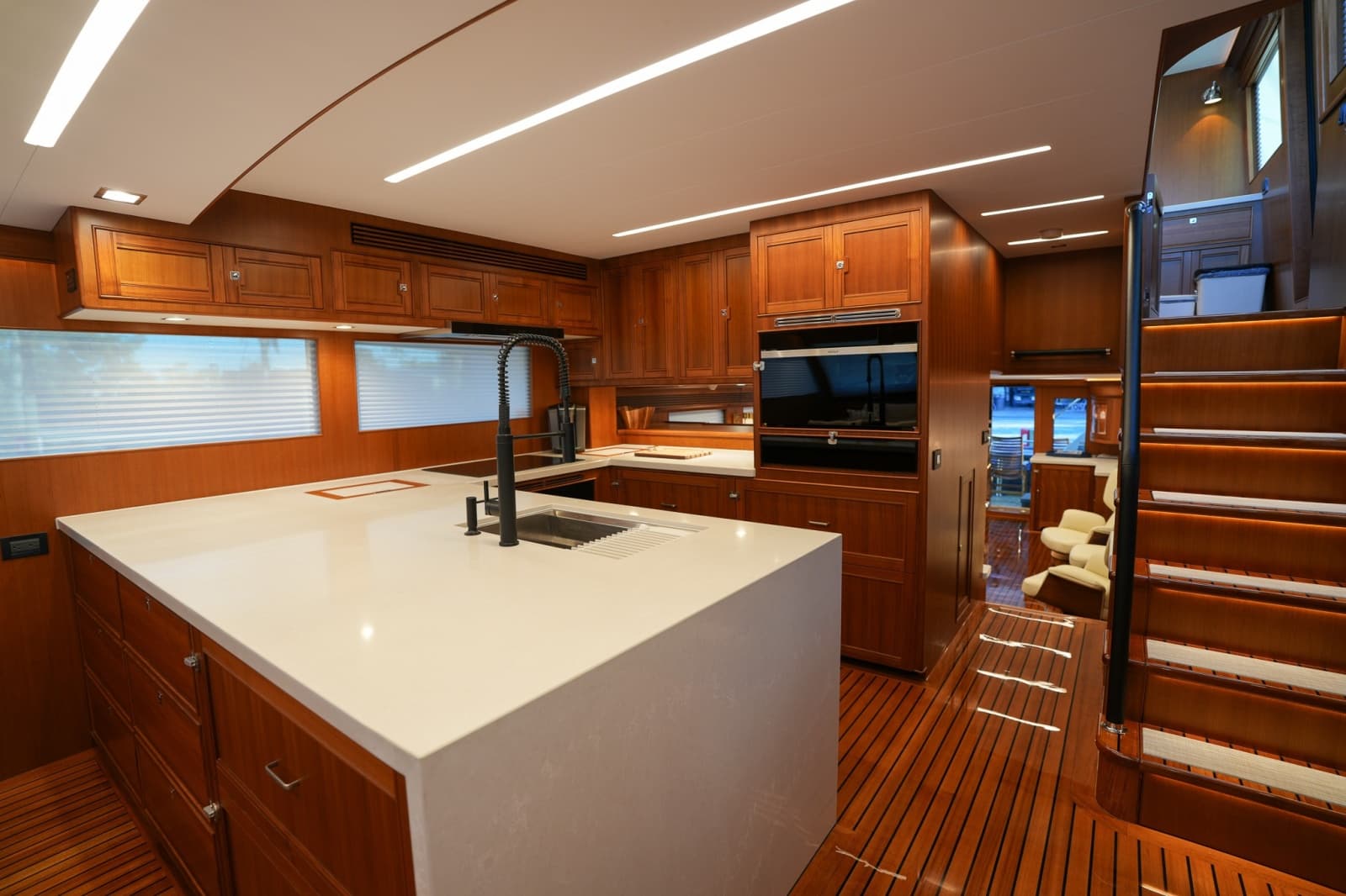 2025 Marlow Explorer 70E MkII-CB - Photo 53